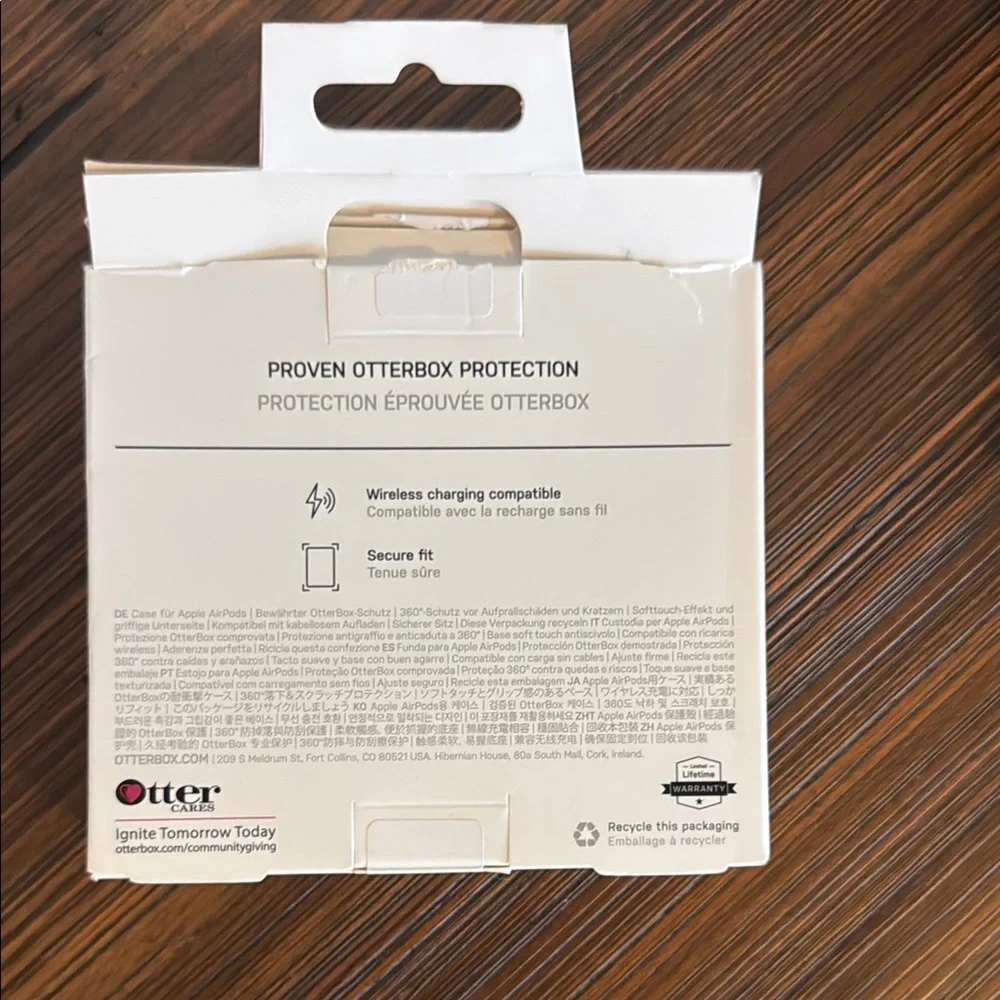 Otter Box Apple AirPods Case